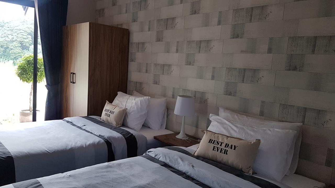 The Loft Riverside Chiangmai 호텔 치앙마이 외부 사진